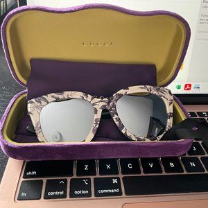 Gucci Floral/Purple Mirrored Sunglasses /W Case & Cloth